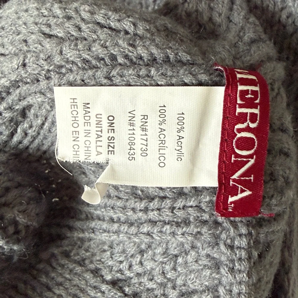 Cozy Knit Infinity Scarf in Gray